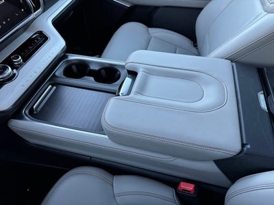 2025 Ford Expedition Max Active w/ Panoramic Moonroof + 8 Passenger Seating (2nd R