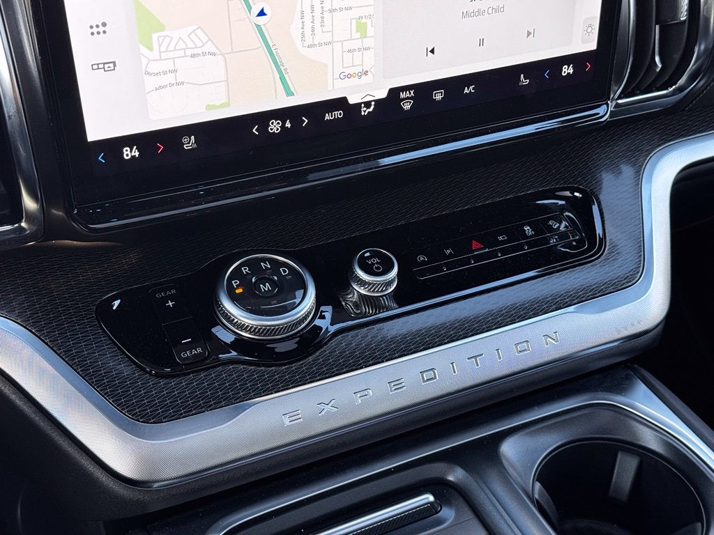 2026 Ford Expedition Max Platinum w/Stealth App Pkg