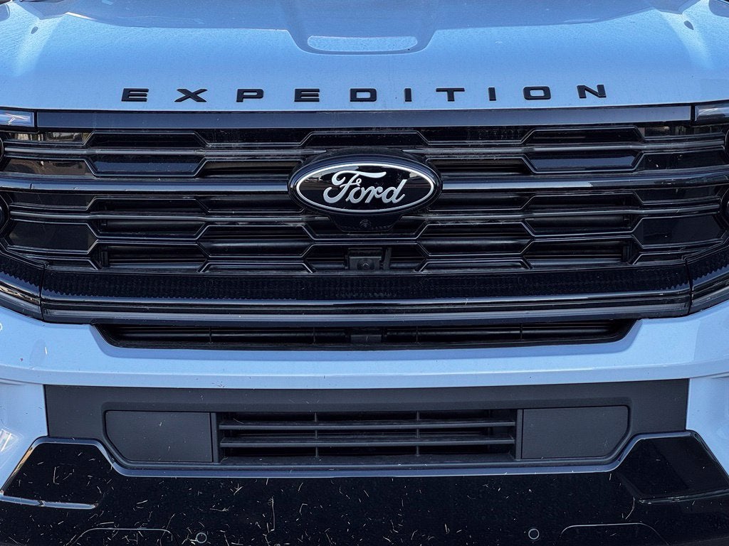 2026 Ford Expedition Max Platinum w/Stealth App Pkg