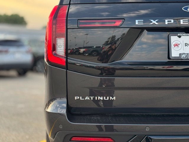 2027 Ford Expedition Max Platinum w/Ultimate Pkg + Drivers Pkg