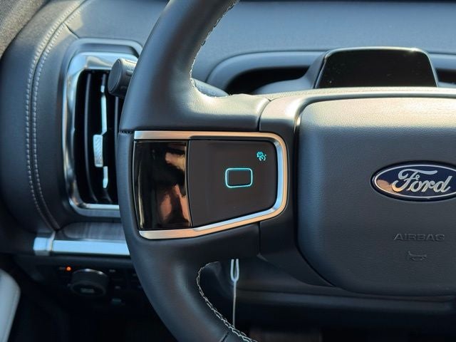 2026 Ford Expedition Max Platinum w/Massaging Seats