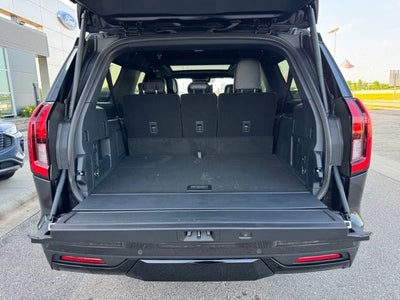 2027 Ford Expedition Max Platinum w/Permorance Pkg + Panoramic Vista Roof