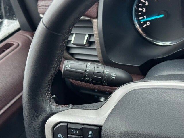 2022 Ford Expedition Max Limited w/ Panoramic Moonroof + HD Tow Package