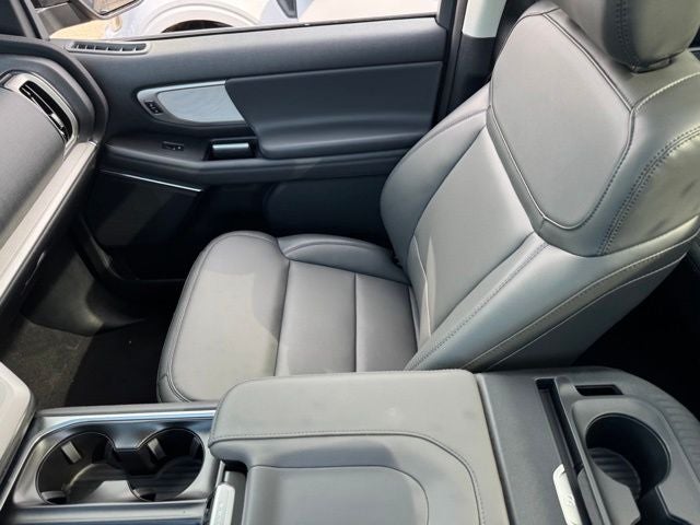2026 Ford Expedition Active w/Panoramic Vista Roof
