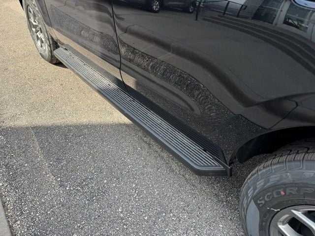 2026 Ford Expedition Active w/Panoramic Vista Roof