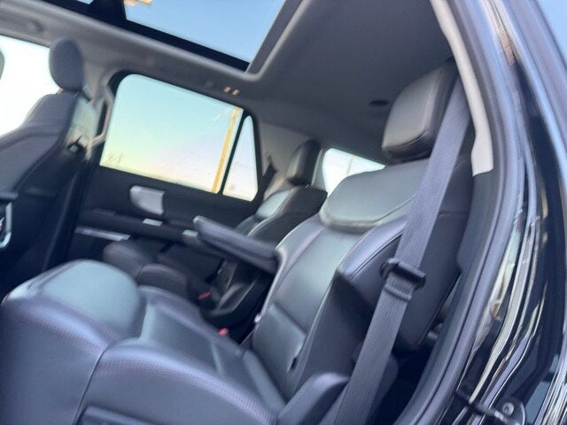 2025 Ford Expedition Active w/ Panoramic Moonroof + 2nd Row Bucket Seats