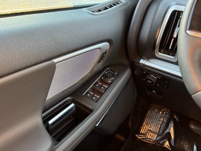 2025 Ford Expedition Active w/ Panoramic Moonroof + 2nd Row Bucket Seats