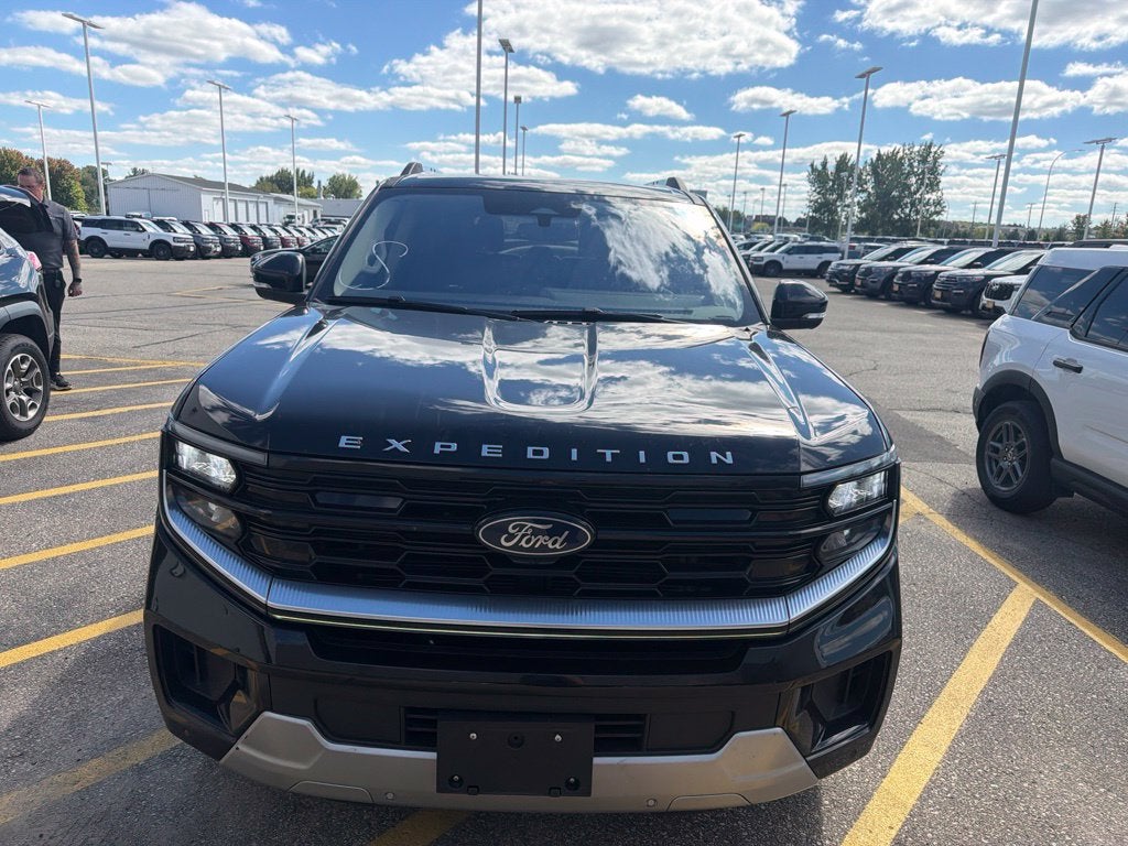 2025 Ford Expedition Platinum