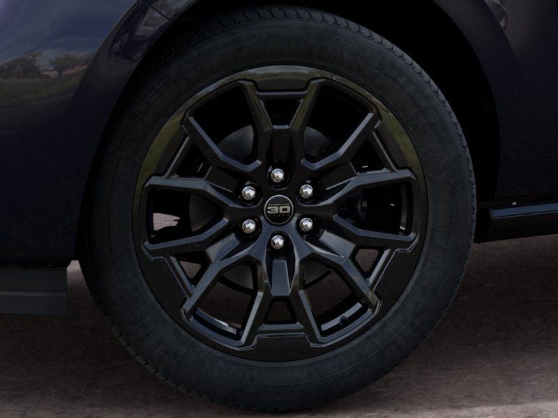 2027 Ford Expedition Platinum w/30th Anniversary Pkg