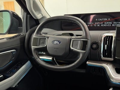 2027 Ford Expedition Platinum w/30th Anniversary Pkg