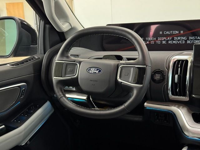 2027 Ford Expedition Platinum w/30th Anniversary Pkg