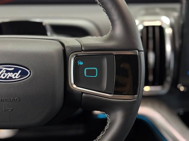 2027 Ford Expedition Platinum w/30th Anniversary Pkg