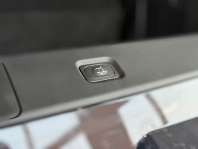 2027 Ford Expedition Platinum w/30th Anniversary Pkg