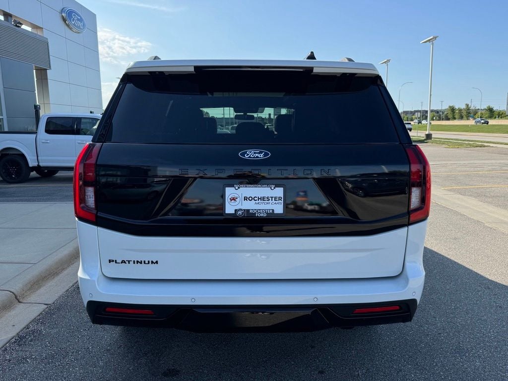 2027 Ford Expedition Platinum