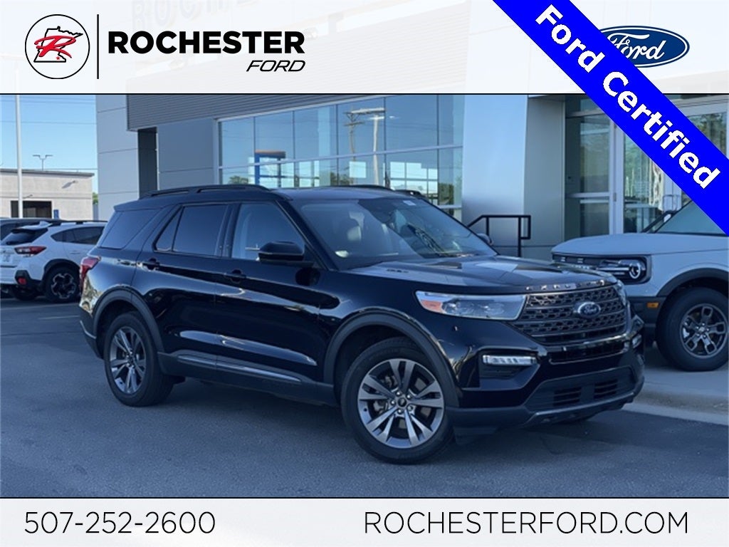2022 Ford Explorer XLT w/ Twin Panel Moonroof + Tow Package