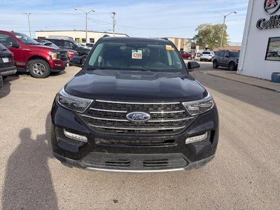 2023 Ford Explorer XLT w/Twin Panel Roof + Adaptive Cruise