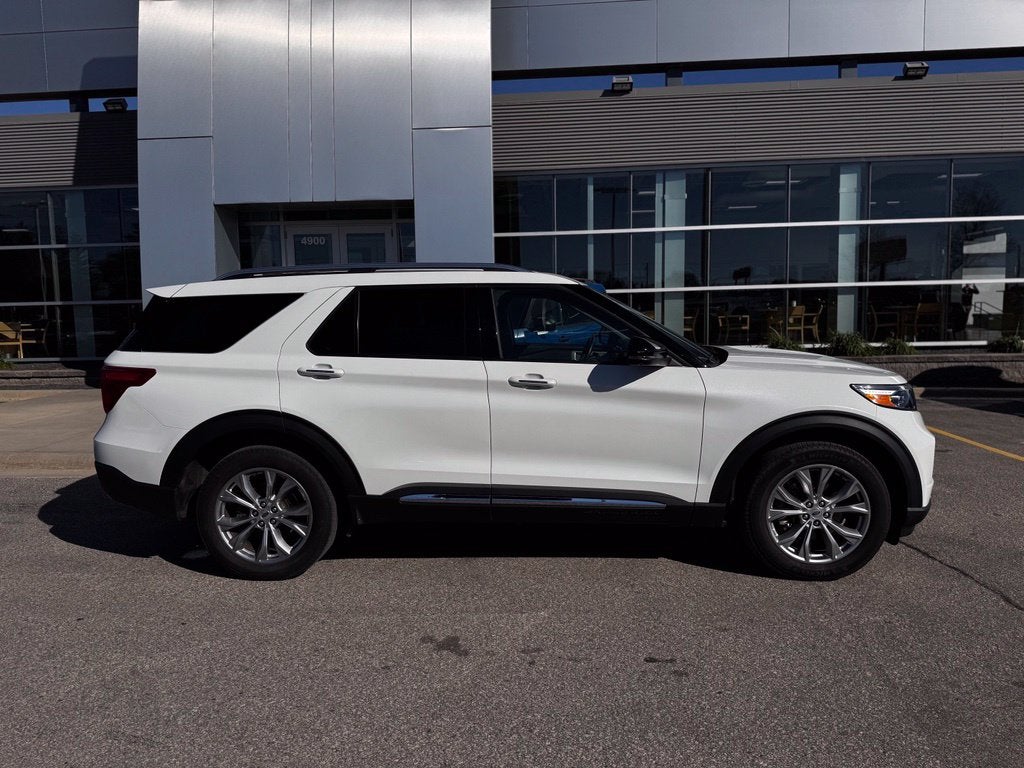 2023 Ford Explorer Limited w/Twin Panel Roof