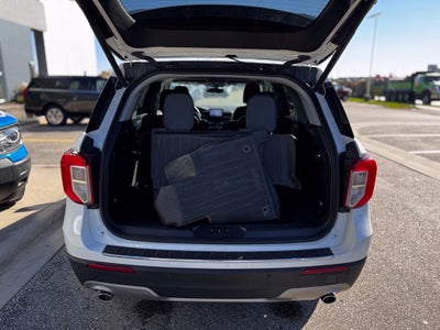 2023 Ford Explorer Limited w/Twin Panel Roof