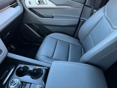 2025 Ford Explorer Active w/ Panoramic Moonroof + Heated Steering Wheel