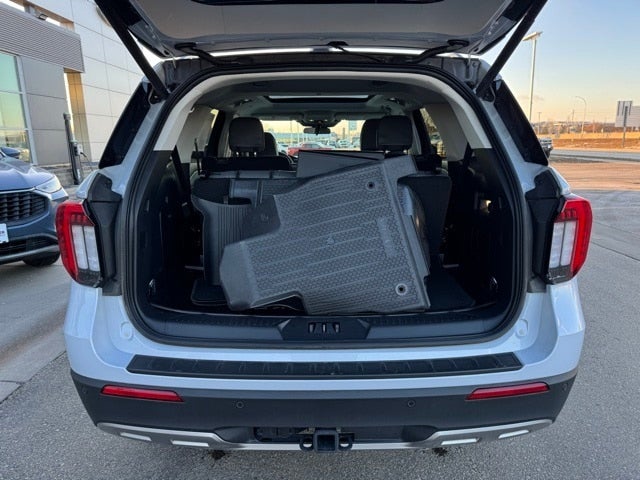 2025 Ford Explorer Active w/ Panoramic Moonroof + Heated Steering Wheel