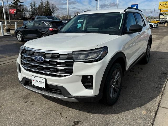 2026 Ford Explorer Active w/Heated Steering Wheel + 20" Wheels