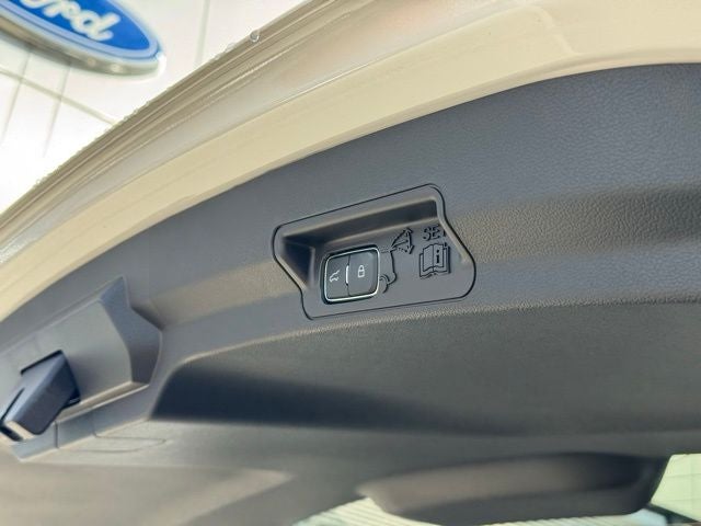 2026 Ford Explorer Active w/Heated Steering Wheel + 20" Wheels