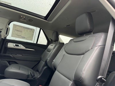 2026 Ford Explorer Active w/Fixed Glass Roof + Heated Steering Wheel