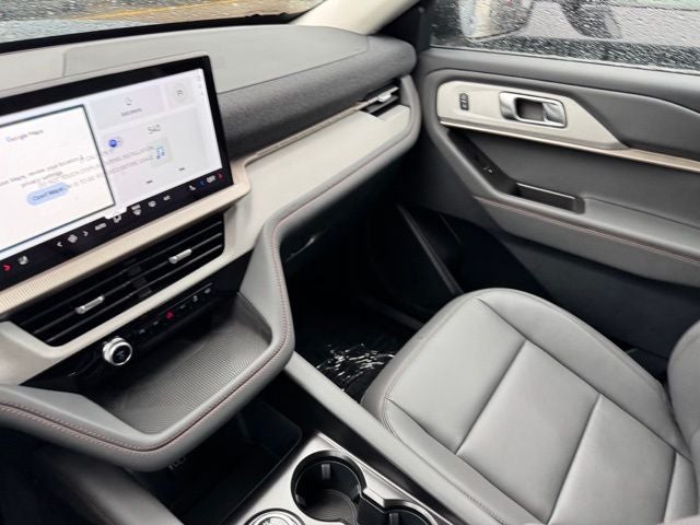 2026 Ford Explorer Active w/Fixed Glass Roof + Heated Steering Wheel