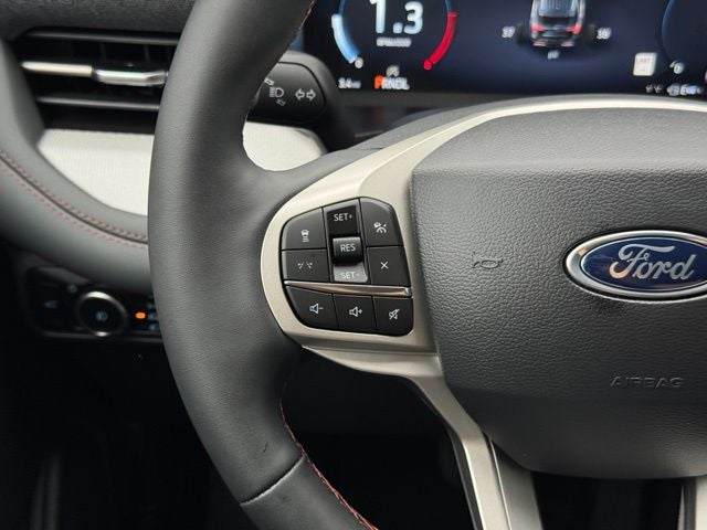 2026 Ford Explorer Active w/Fixed Glass Roof + Heated Steering Wheel