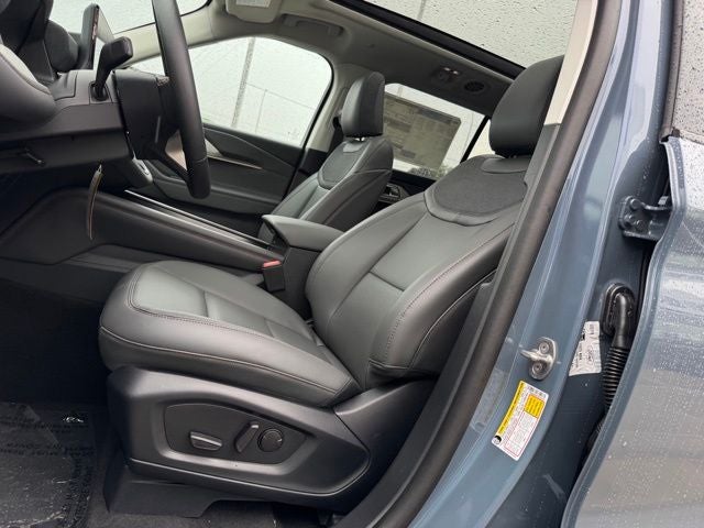 2026 Ford Explorer Active w/Fixed Glass Roof + Heated Steering Wheel