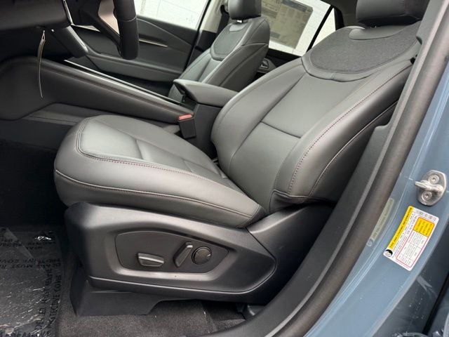 2026 Ford Explorer Active w/Fixed Glass Roof + Heated Steering Wheel