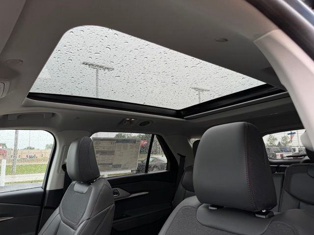 2026 Ford Explorer Active w/Fixed Glass Roof + Heated Steering Wheel