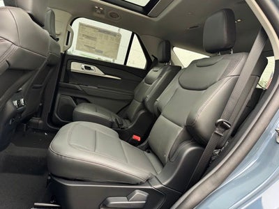 2026 Ford Explorer Active w/Fixed Glass Roof + Heated Steering Wheel