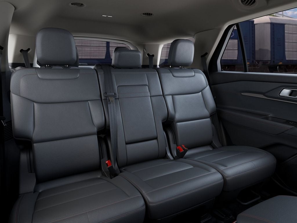 2027 Ford Explorer Active w/2nd Row Bench Seat