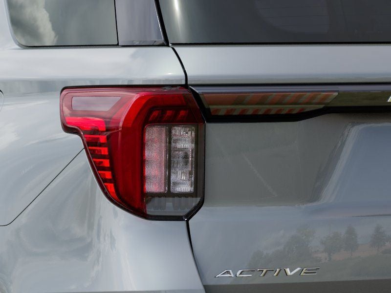 2027 Ford Explorer Active w/2nd Row Bench Seat