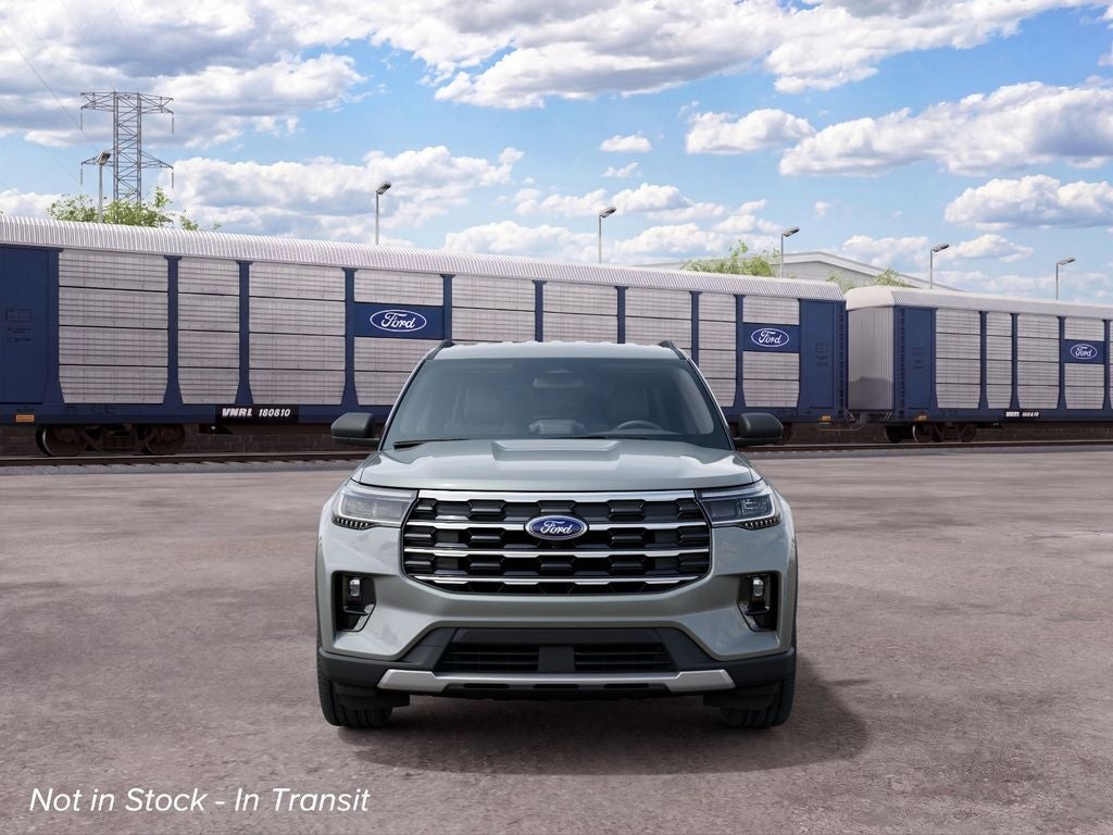 2027 Ford Explorer Active w/2nd Row Bench Seat