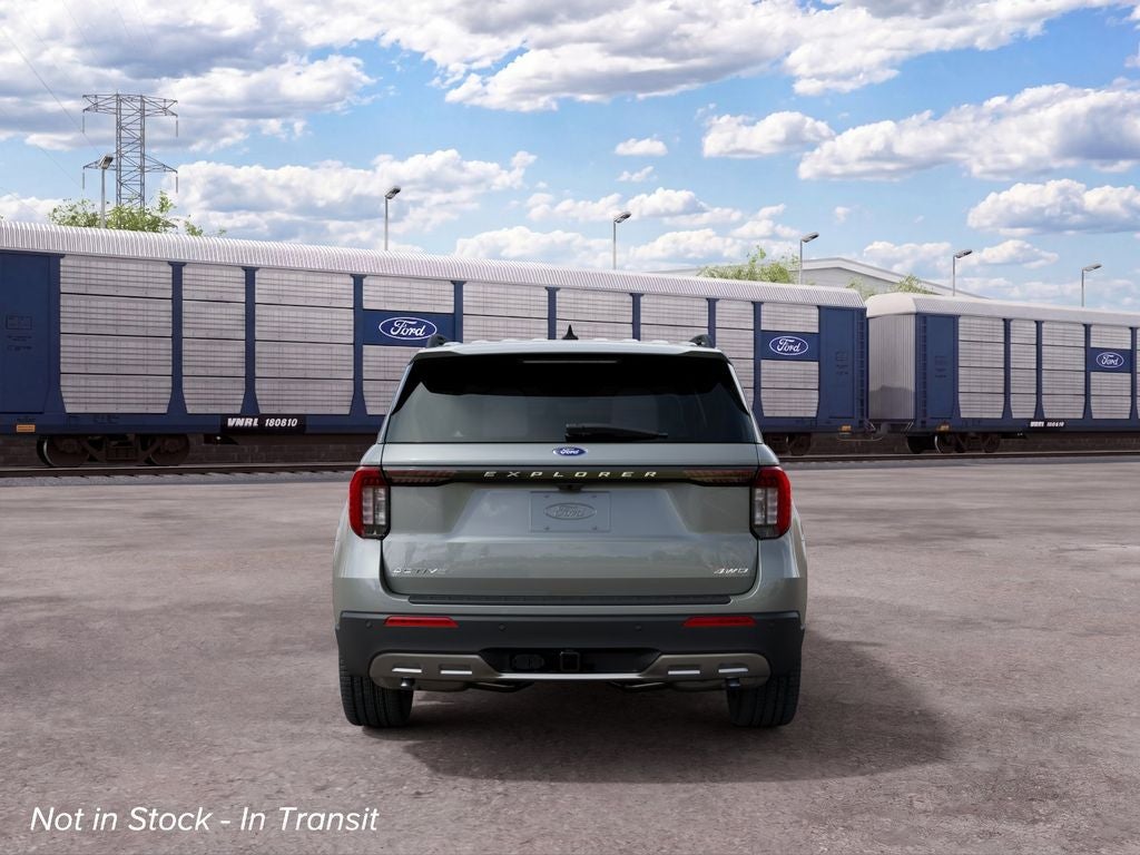 2027 Ford Explorer Active w/2nd Row Bench Seat