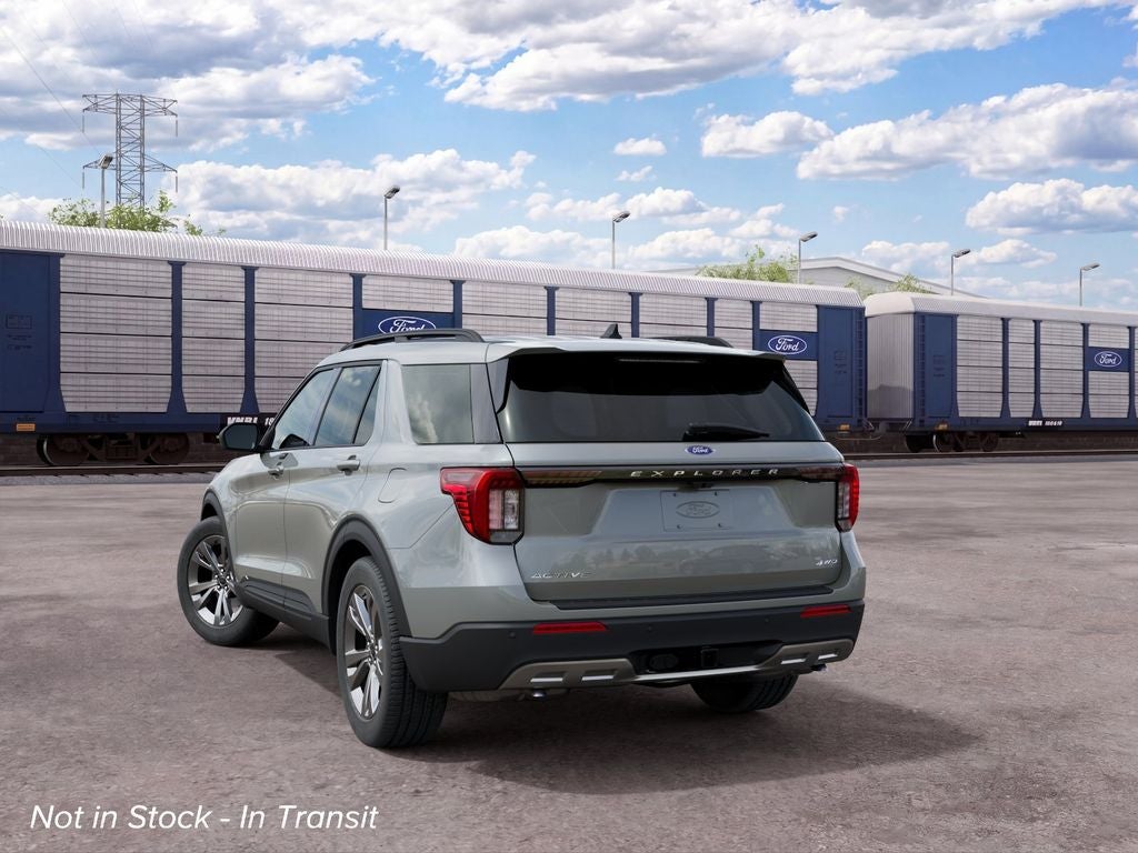 2027 Ford Explorer Active w/2nd Row Bench Seat