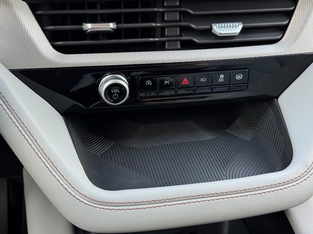 2026 Ford Explorer Active w/Heated Steering Wheel + 20" Wheels