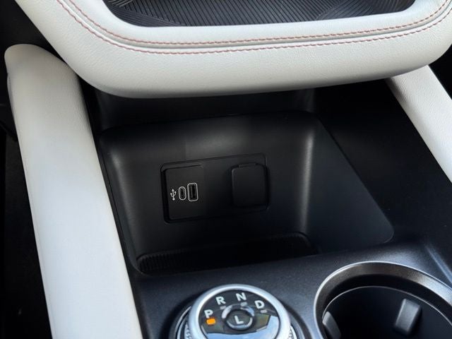 2026 Ford Explorer Active w/Heated Steering Wheel + 20" Wheels