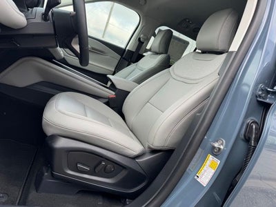 2026 Ford Explorer Active w/Heated Steering Wheel + 20" Wheels