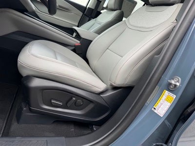 2026 Ford Explorer Active w/Heated Steering Wheel + 20" Wheels