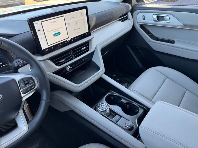 2026 Ford Explorer Active w/20" Wheels + Heated Steering Wheel