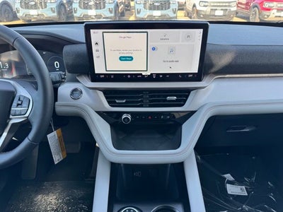 2026 Ford Explorer Active w/20" Wheels + Heated Steering Wheel