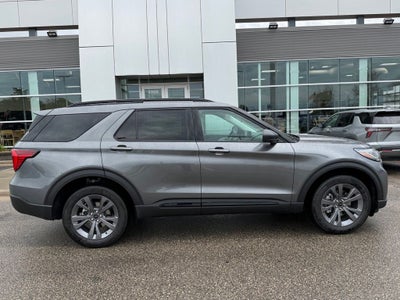 2026 Ford Explorer Active w/Heated Steering Wheel + Glass Roof