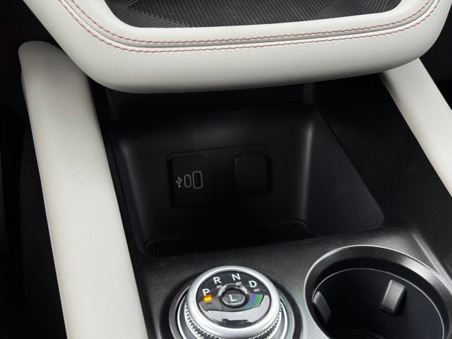 2026 Ford Explorer Active w/Heated Steering Wheel + 20" Wheels