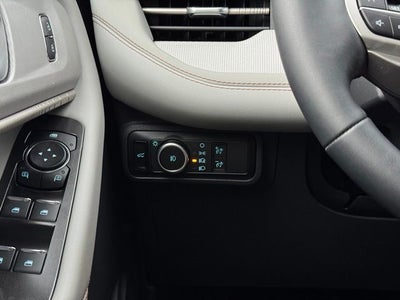 2026 Ford Explorer Active w/Heated Steering Wheel + 20" Wheels