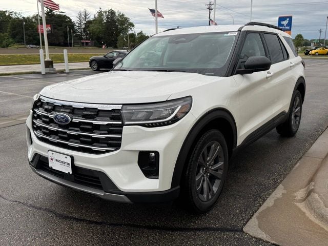 2026 Ford Explorer Active w/Heated Steering Wheel + 20" Wheels