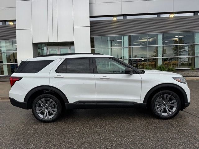 2026 Ford Explorer Active w/Heated Steering Wheel + 20" Wheels
