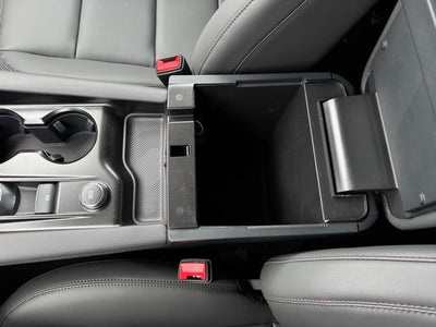 2026 Ford Explorer Active w/Heated Steering Wheel